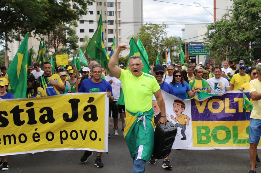Nas ruas, pela liberdade
