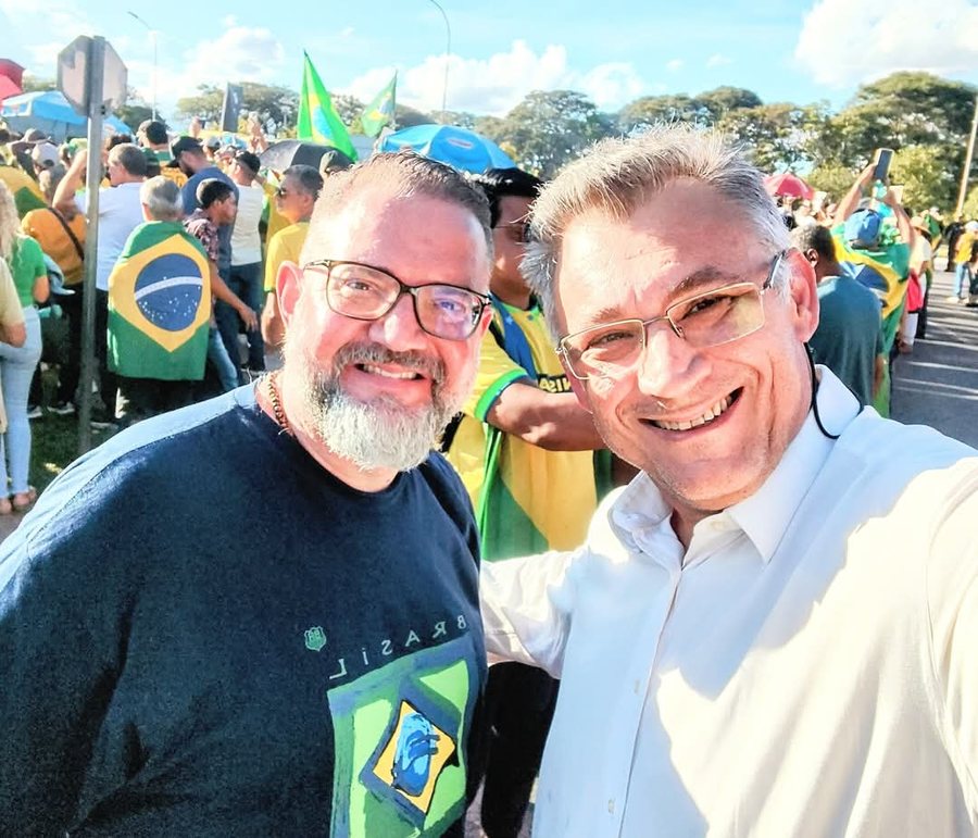 Nas ruas, pela liberdade
